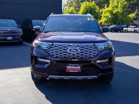 Used 2022 Ford Explorer Platinum w/ Equipment Group 601A AWD/4WD image 4