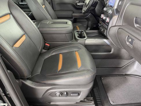 Used 2021 GMC Sierra 1500 AT4 w/ AT4 Premium Package AWD/4WD image 15