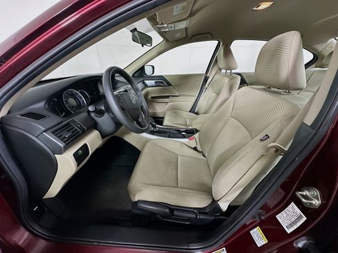 Used 2015 Honda Accord LX image 13