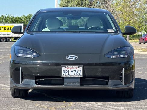 Used 2023 Hyundai Ioniq 6 SEL RWD image 6