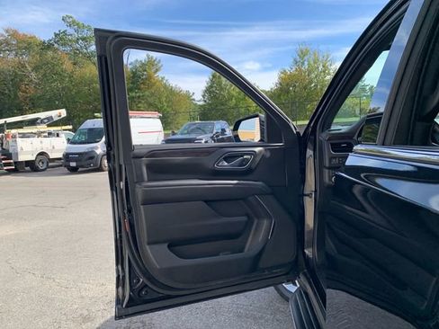 Used 2024 Chevrolet Tahoe LS image 15