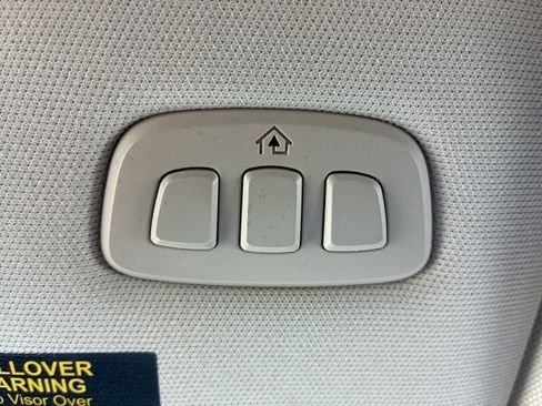 Used 2022 Lincoln Corsair Standard w/ Premium Package image 41