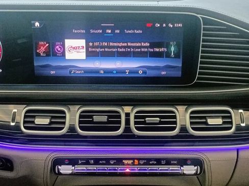 Used 2024 Mercedes-Benz GLS 580 4MATIC image 34