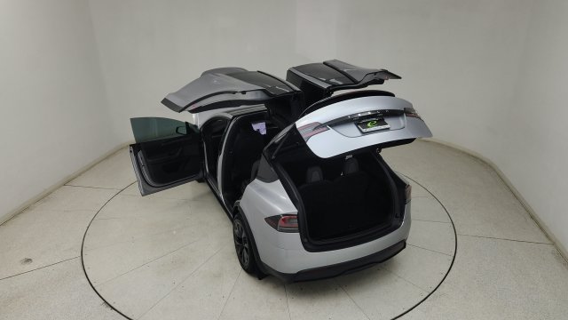 Used 2024 Tesla Model X AWD/4WD image 34
