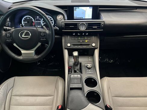 Used 2015 Lexus RC 350 w/ Luxury Package RWD image 13