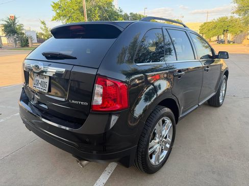 Used 2014 Ford Edge Limited w/ Driver Entry Package FWD image 4