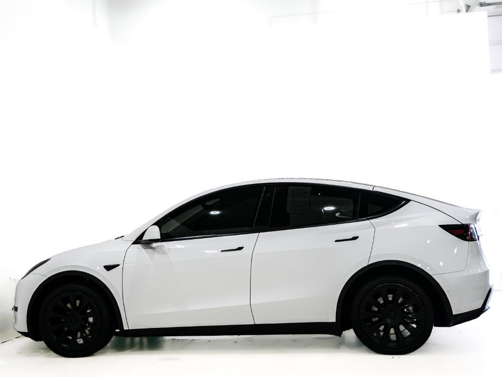 Used 2021 Tesla Model Y Long Range AWD/4WD image 6