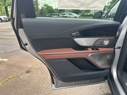 New 2026 Lincoln Nautilus Reserve AWD/4WD image 21