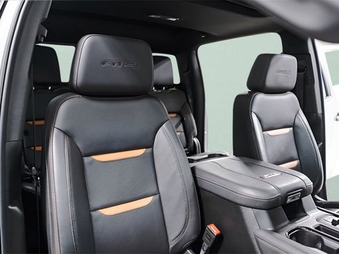 Used 2024 GMC Sierra 2500 AT4 w/ AT4 Premium Plus Package image 37