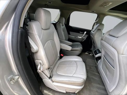 Used 2008 GMC Acadia SLT w/ Convenience Package FWD image 23