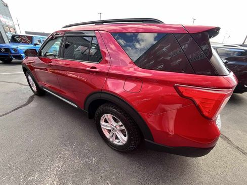 Used 2020 Ford Explorer XLT w/ Comfort Package AWD/4WD image 7