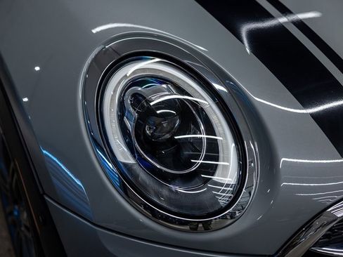 Used 2019 MINI Cooper Clubman S w/ Driver Assistance Package image 13