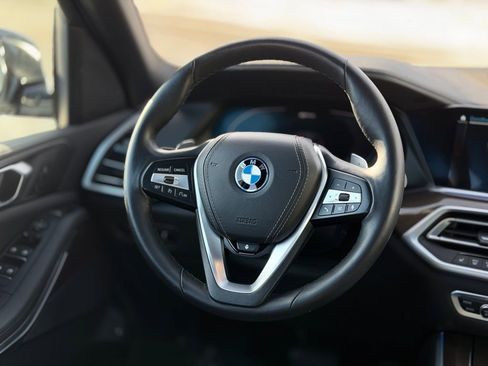 Used 2022 BMW X5 xDrive45e w/ Climate Comfort Package image 12
