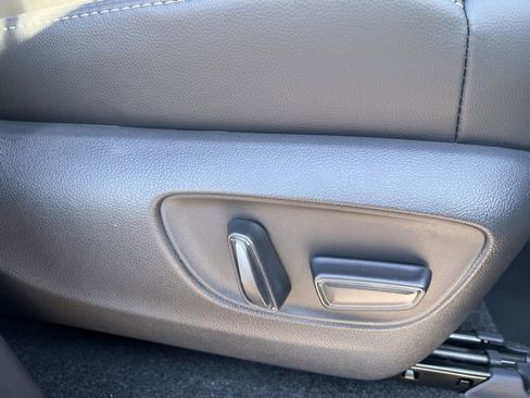 Certified 2025 Toyota Land Cruiser image 41