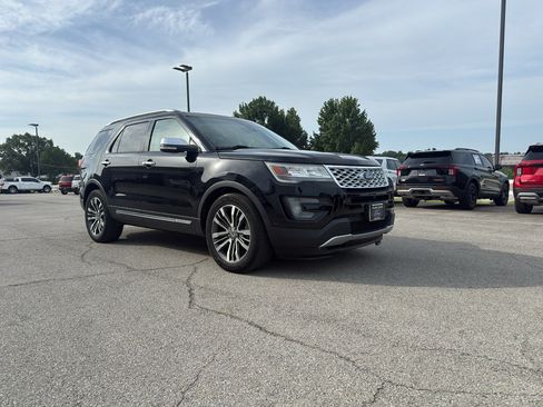 Used 2016 Ford Explorer Platinum AWD/4WD image 7
