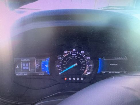 Used 2024 Ford Edge SEL image 13