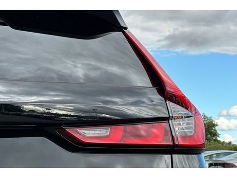 Certified 2025 Honda CR-V EX image 50