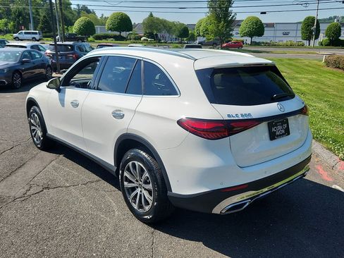 Used 2023 Mercedes-Benz GLC 300 4MATIC image 7