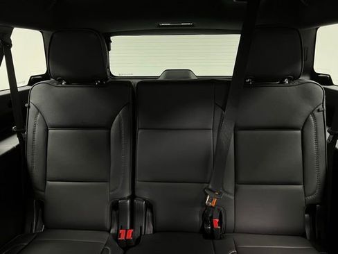 Used 2022 GMC Yukon XL Denali w/ Advanced Technology Package AWD/4WD image 47