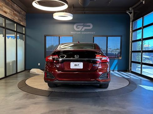 Used 2018 Honda Clarity Touring image 4