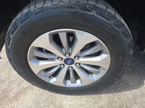 Used 2018 Ford F150 XL w/ Equipment Group 101A Mid image 7