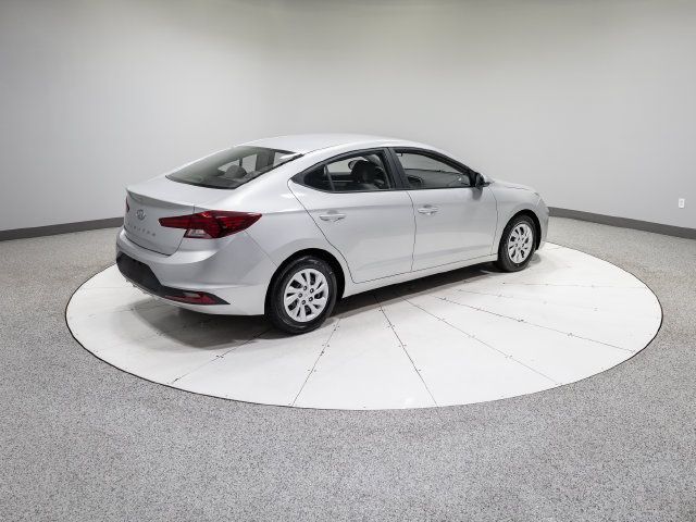 Used 2019 Hyundai Elantra SE FWD image 27