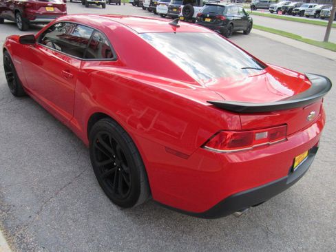 Used 2014 Chevrolet Camaro SS w/ SS Performance Package RWD image 8