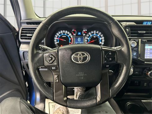 Used 2018 Toyota 4Runner TRD Off-Road Premium image 17