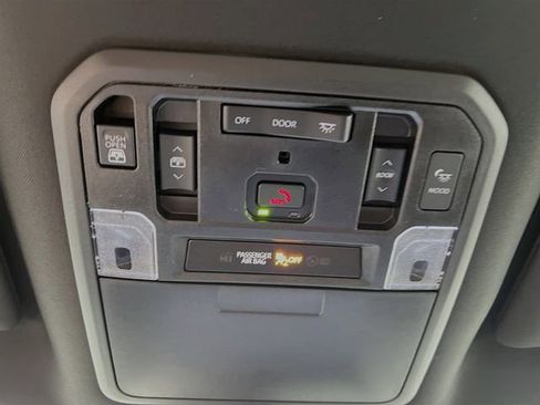 New 2026 Toyota Tundra Platinum AWD/4WD image 17