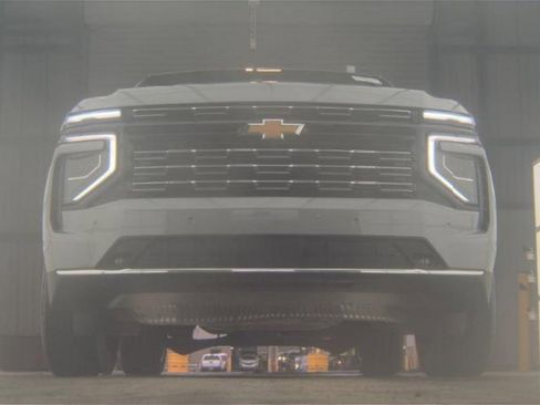 Used 2025 Chevrolet Tahoe High Country w/ Sun And Tow Package image 4