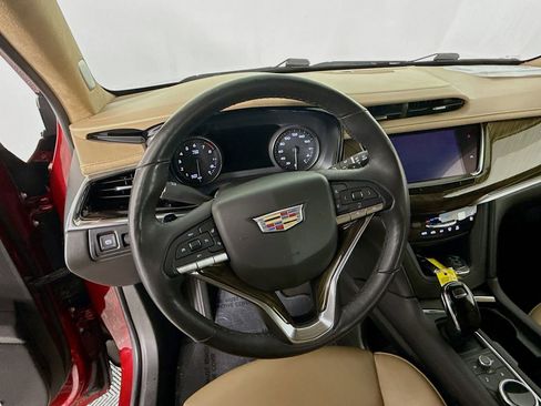 Used 2020 Cadillac XT6 Premium Luxury w/ Platinum Package AWD/4WD image 12