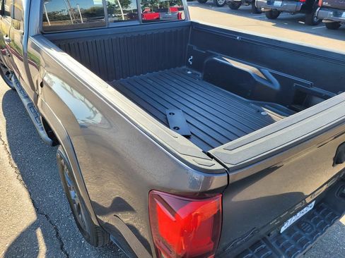 Used 2023 Toyota Tacoma SR5 AWD/4WD image 9