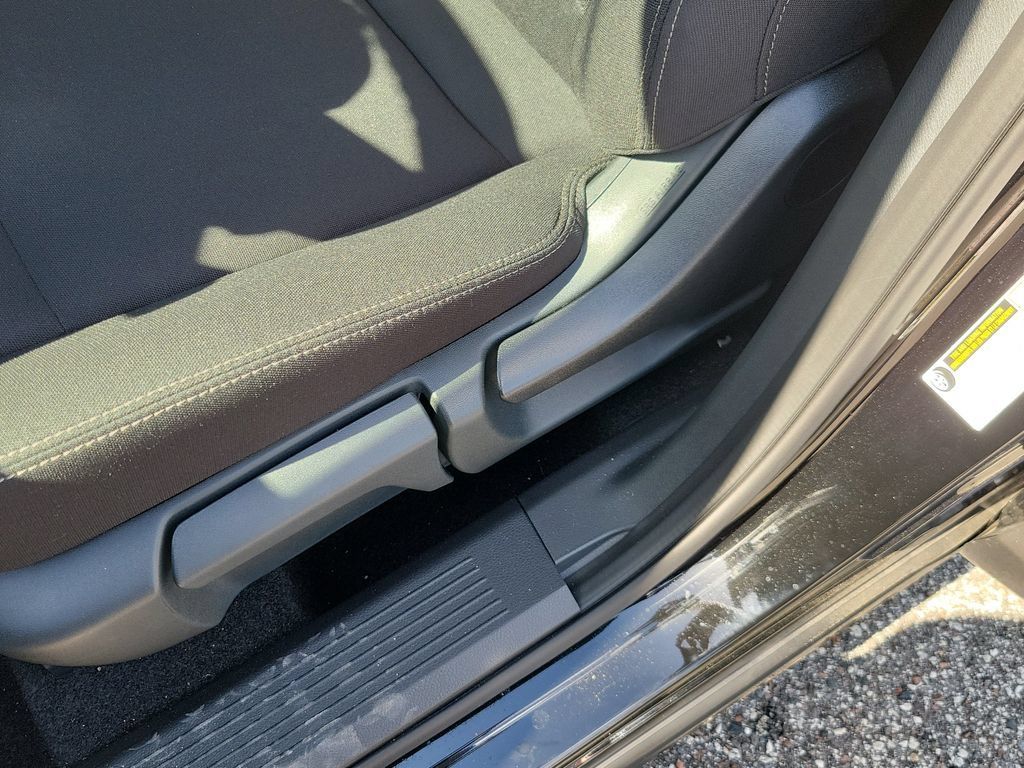 Certified 2026 Nissan Rogue S FWD image 15