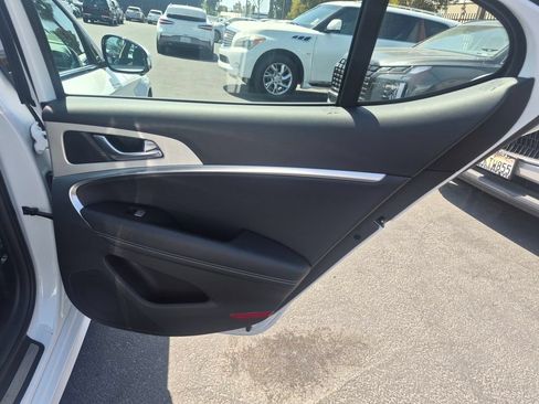 Used 2026 Genesis G70 2.5T Prestige RWD image 25
