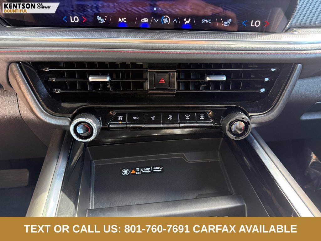 Used 2026 Chevrolet Suburban RST AWD/4WD image 23