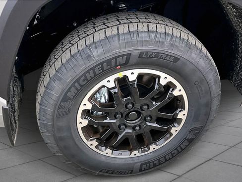 New 2026 Toyota Tundra SR5 w/ TRD Off-Road Premium Package AWD/4WD image 12
