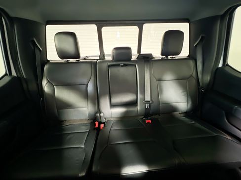 Used 2023 Ford F150 Lariat AWD/4WD image 33
