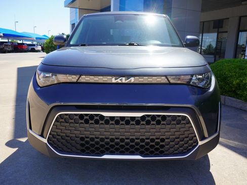 Used 2024 Kia Soul LX w/ Option Group 015 FWD image 3