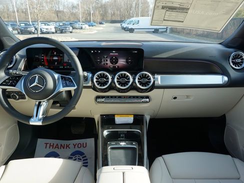 New 2026 Mercedes-Benz GLB 250 image 17