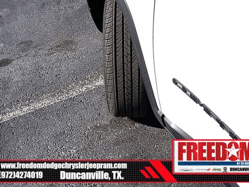 New 2026 Jeep Compass Latitude image 44