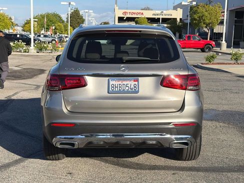 Used 2020 Mercedes-Benz GLC 300 4MATIC image 4