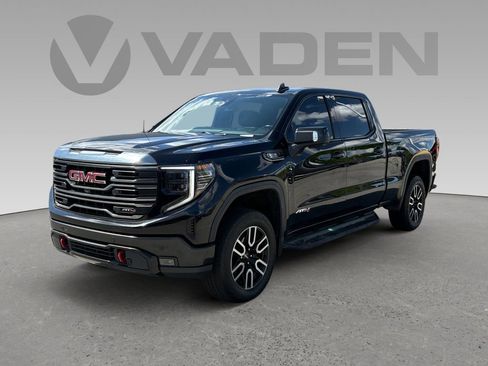 Used 2023 GMC Sierra 1500 AT4 w/ AT4 Preferred Package AWD/4WD image 24