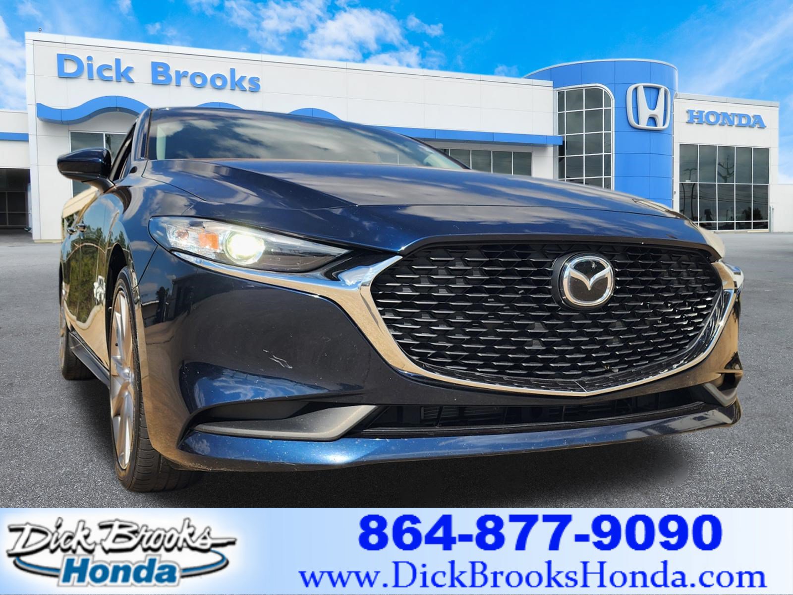 Used 2021 MAZDA MAZDA3 s FWD image 1
