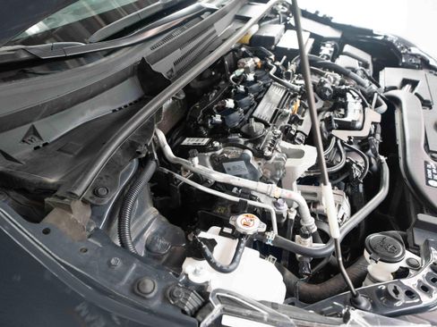Used 2025 Toyota Corolla LE FWD image 31
