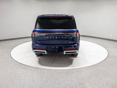 Used 2025 INFINITI QX80 Sensory AWD/4WD image 35