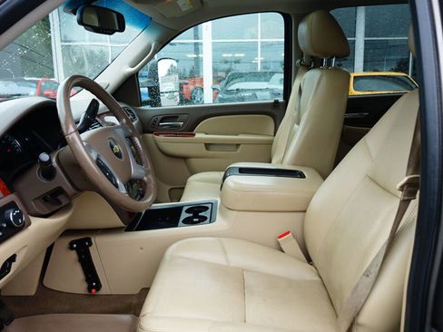 Used 2013 Chevrolet Silverado 3500 LTZ image 14