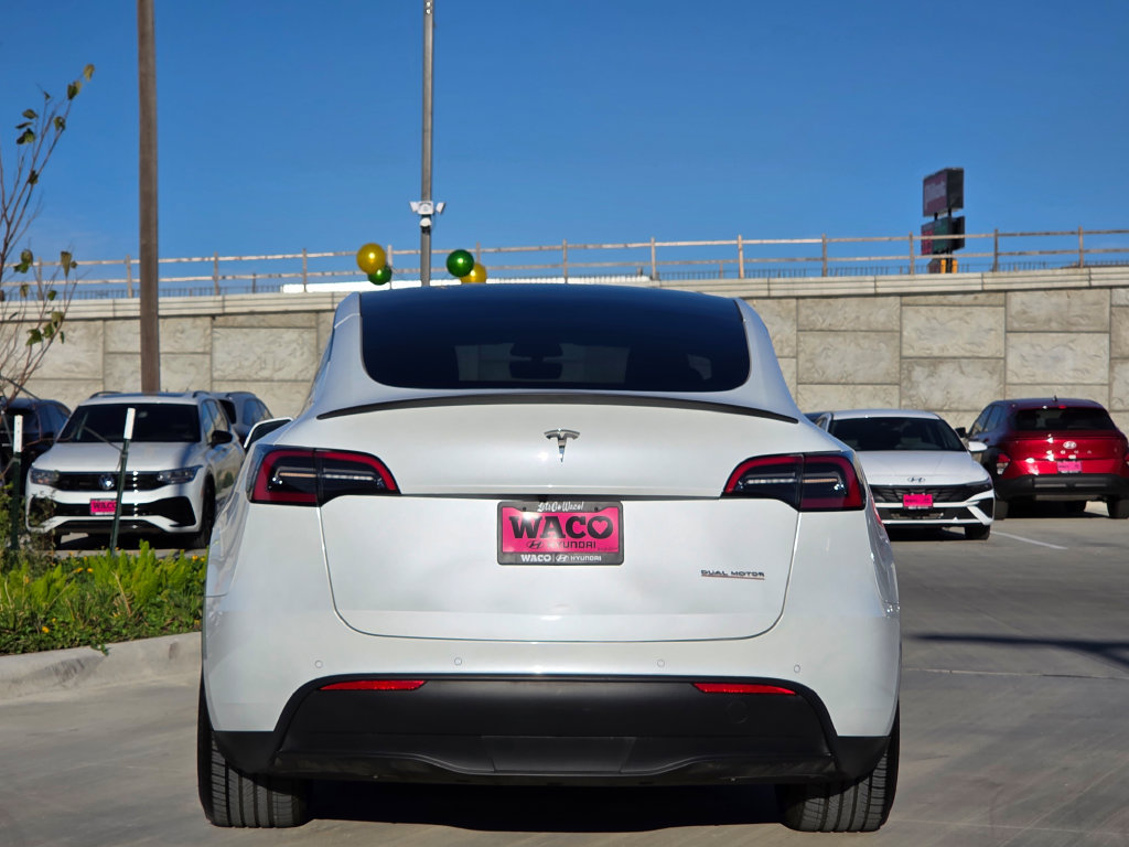 Used 2022 Tesla Model Y Performance AWD/4WD image 11