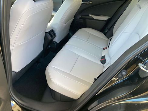 New 2025 Lexus UX 300h FWD image 9