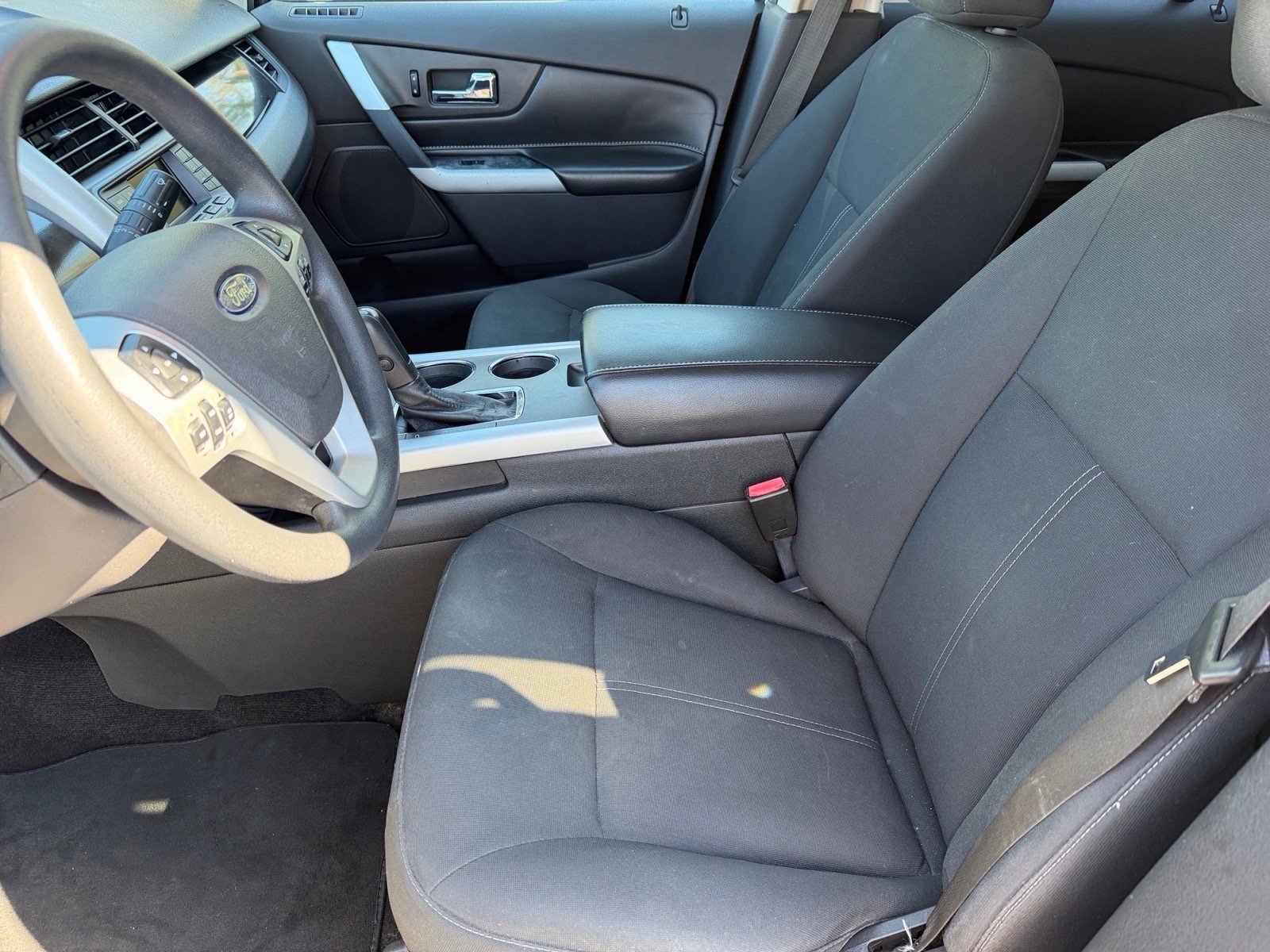 Used 2011 Ford Edge SE FWD image 10