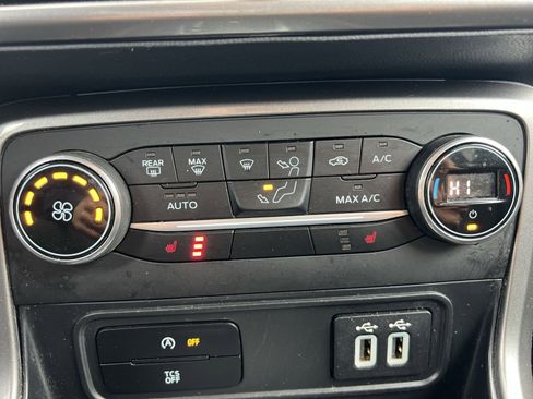 Certified 2020 Ford EcoSport SE w/ SE Convenience Package image 21